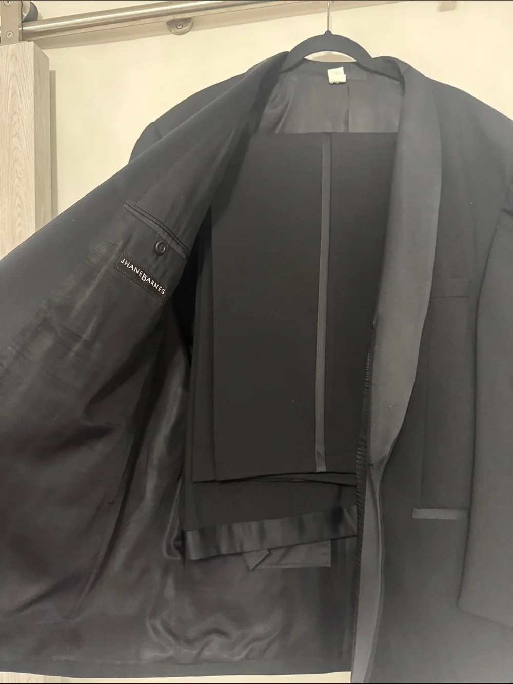 Black Shawl Collar Men's Blazer size 48R/ Pants size 42S